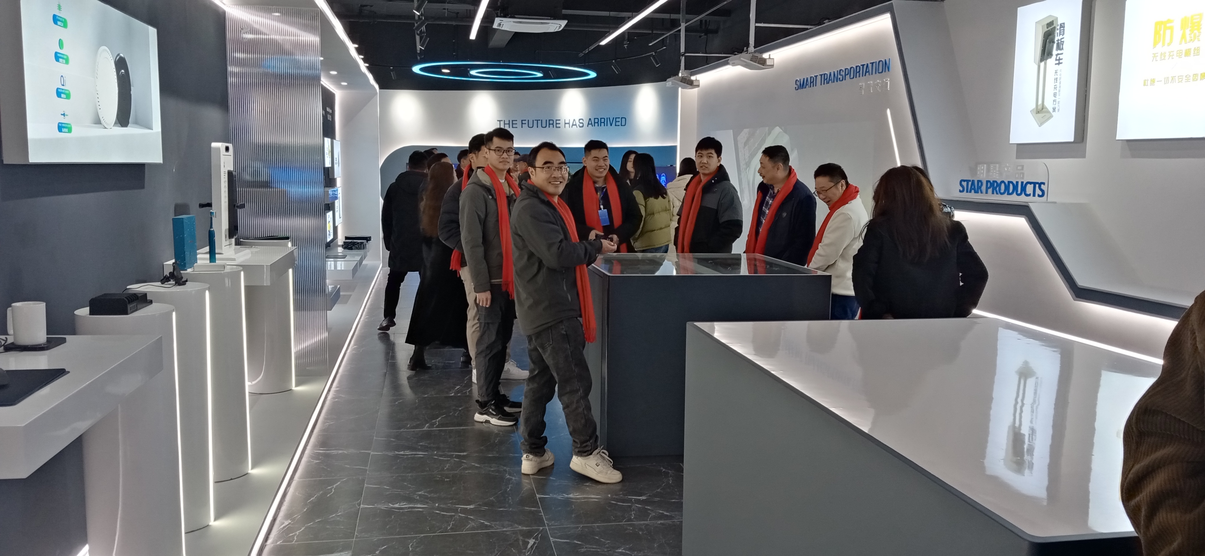 深圳员工参观阜阳展厅